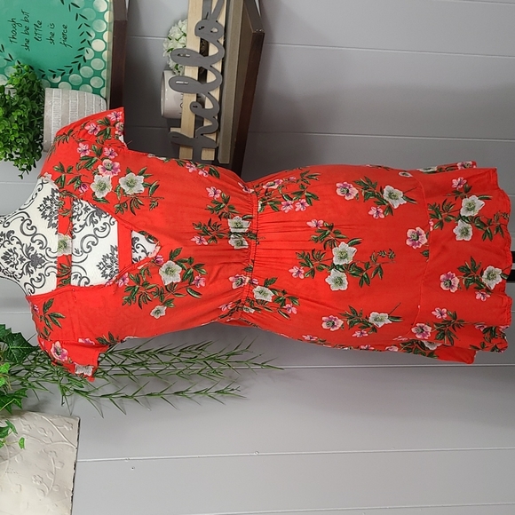 Band of Gypsies Floral Faux-Wrap Mini Dress - Picture 6 of 8